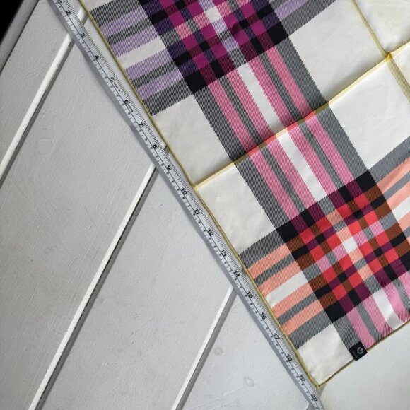 BNWT - Neckerchief with FRAAS Plaid made of pure silk - minor defect - Picture 4 of 5